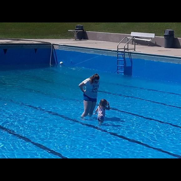 Meet your Posher, Haley - Picture 1 of 1